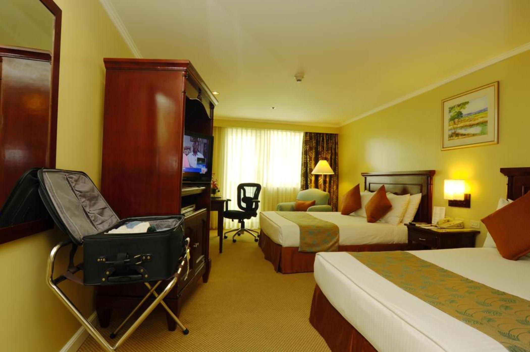 Oxford Suites Makati Makati City Luaran gambar