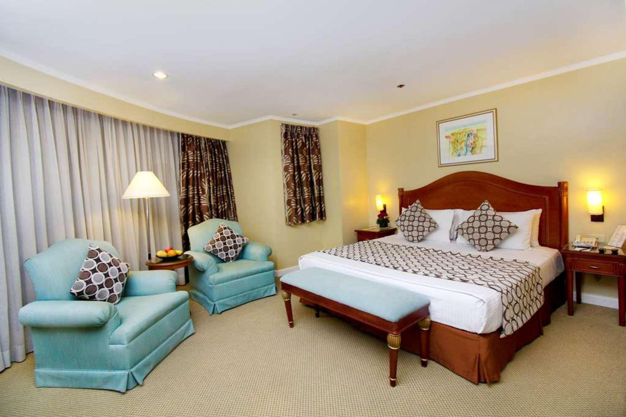 Oxford Suites Makati Makati City Luaran gambar