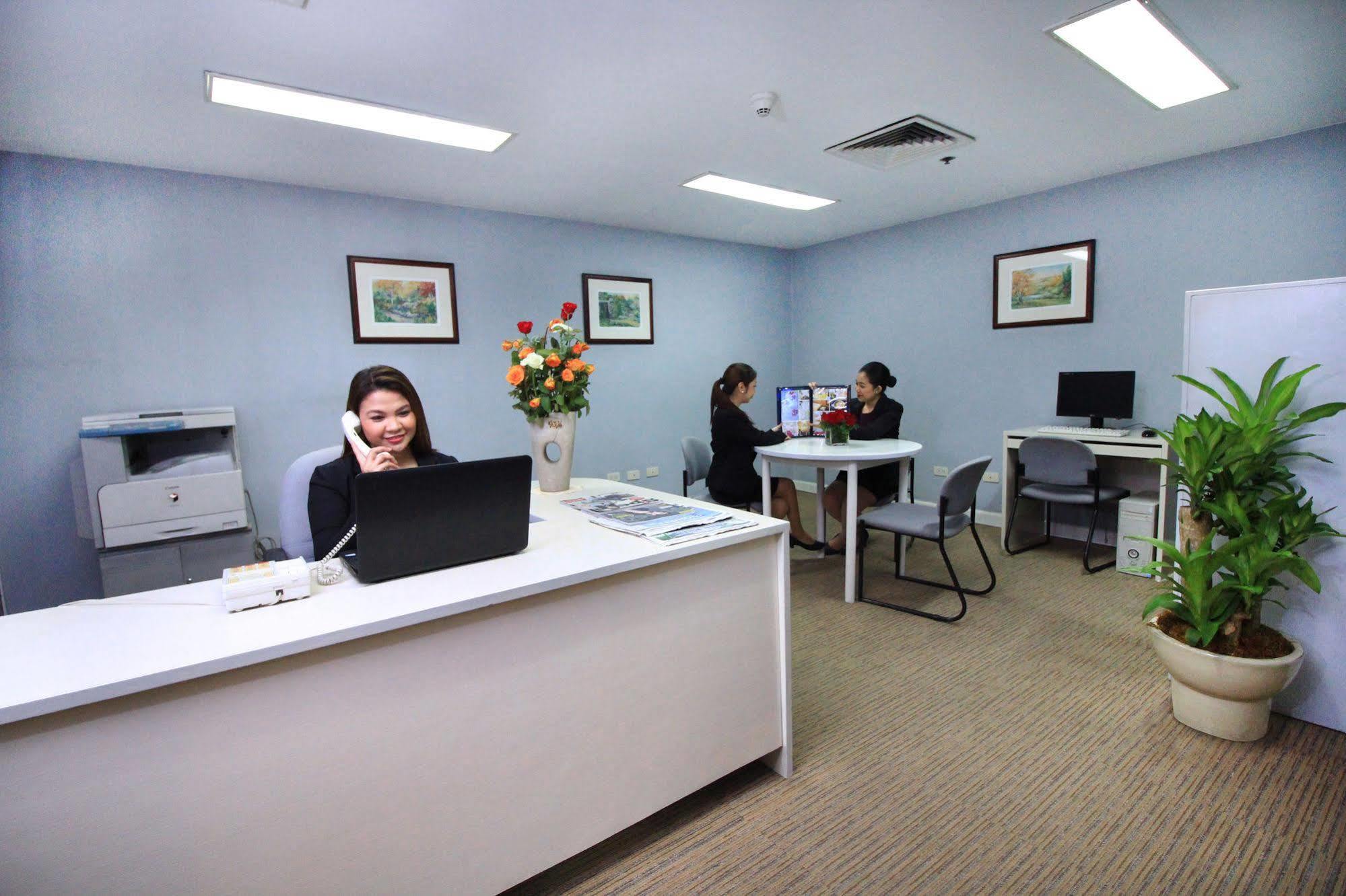 Oxford Suites Makati Makati City Luaran gambar