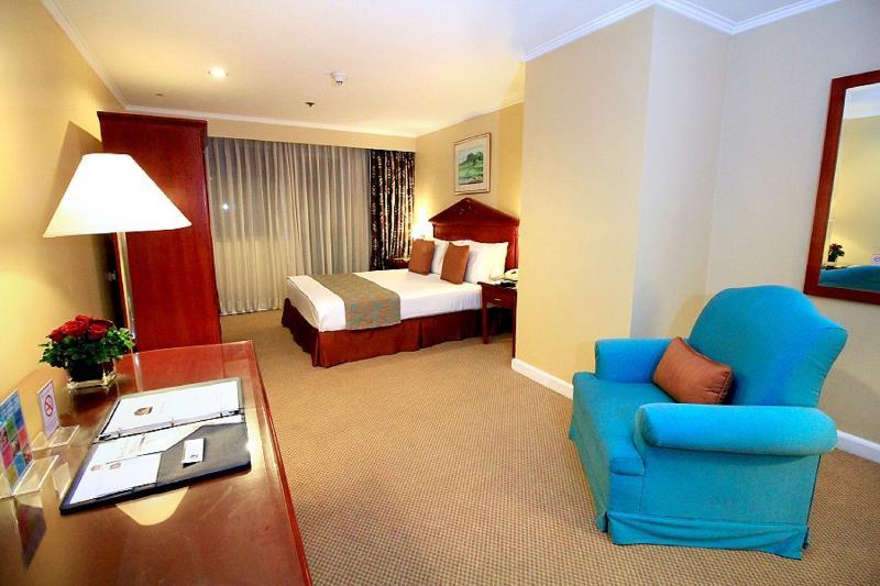 Oxford Suites Makati Makati City Luaran gambar