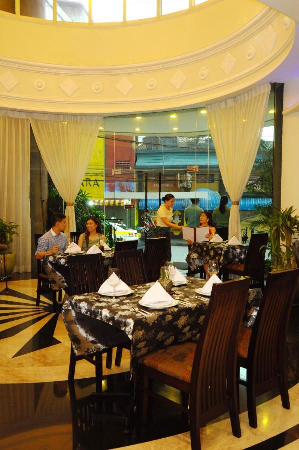 Oxford Suites Makati Makati City Luaran gambar