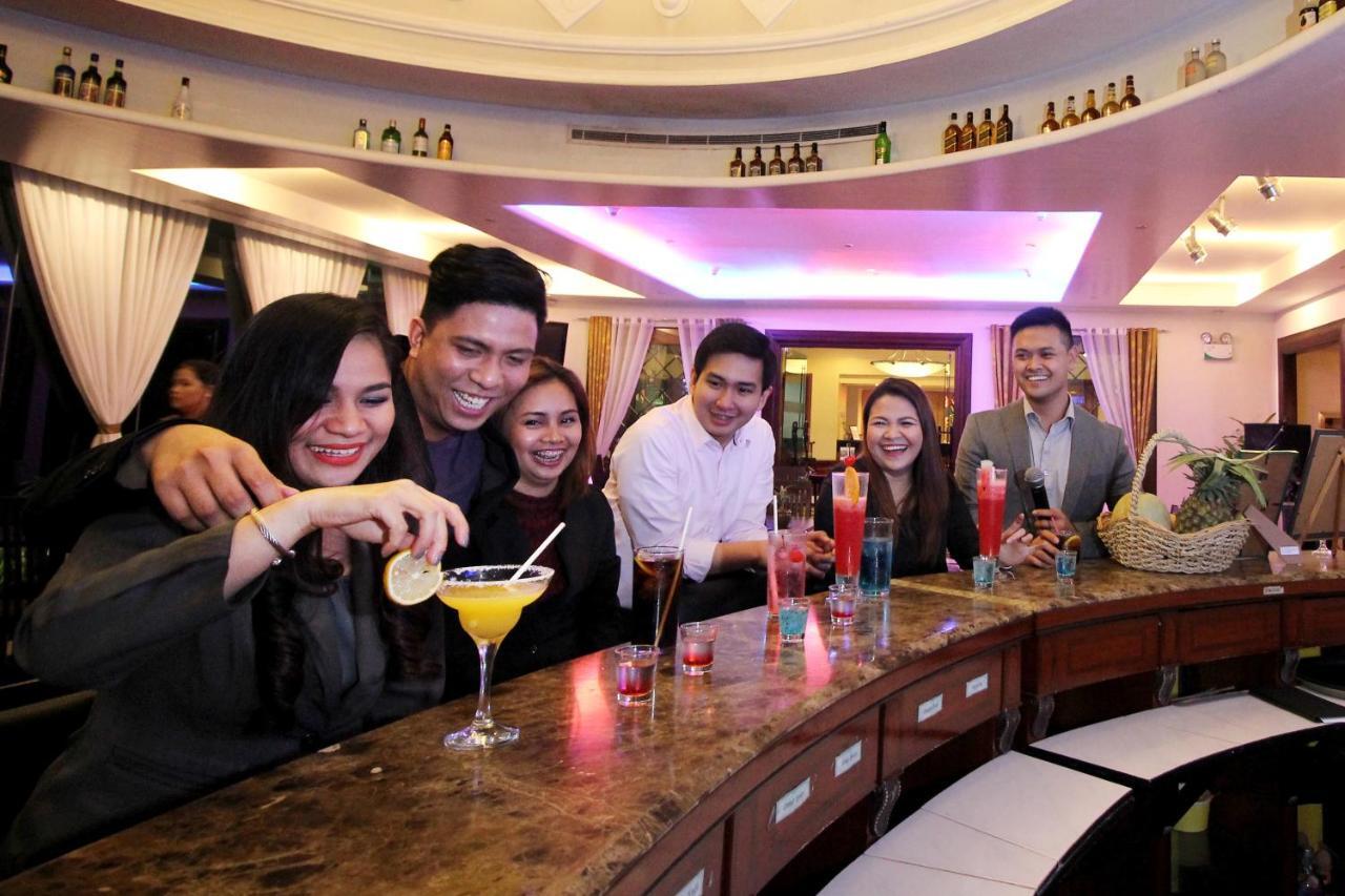 Oxford Suites Makati Makati City Luaran gambar